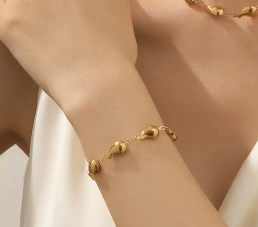 Glow-girl Teardrop Bracelet