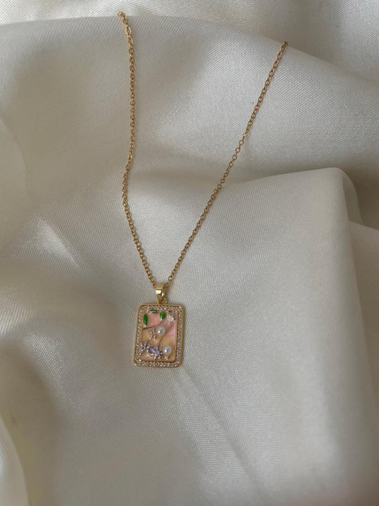 Intricate Fae Pearl Necklace
