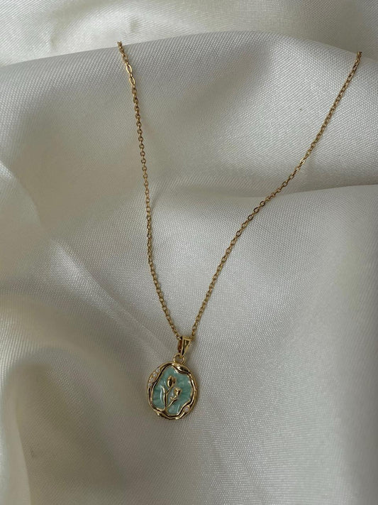 Victorian Delicacy Vintage Necklace