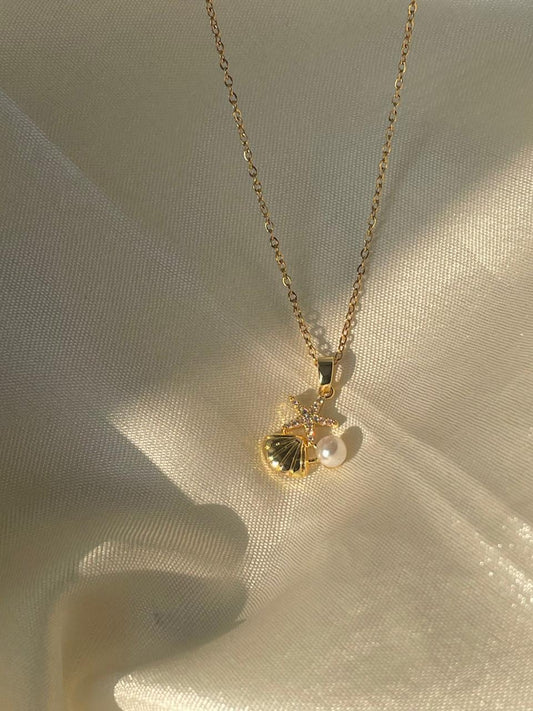 Spellbound Shore Necklace