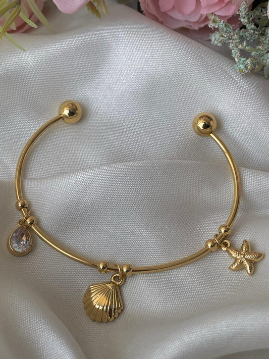 Shells N slay Bracelet