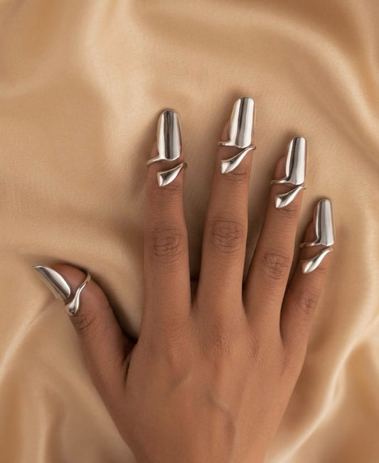 Iconic Diva Naif Cuff Ring