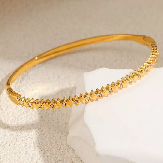 Effortlessly Timeless Bracelet