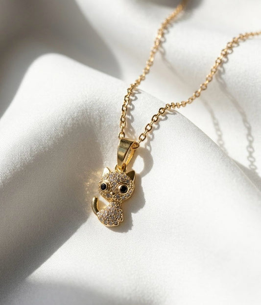 Kitty Kiss Sparkly Necklace