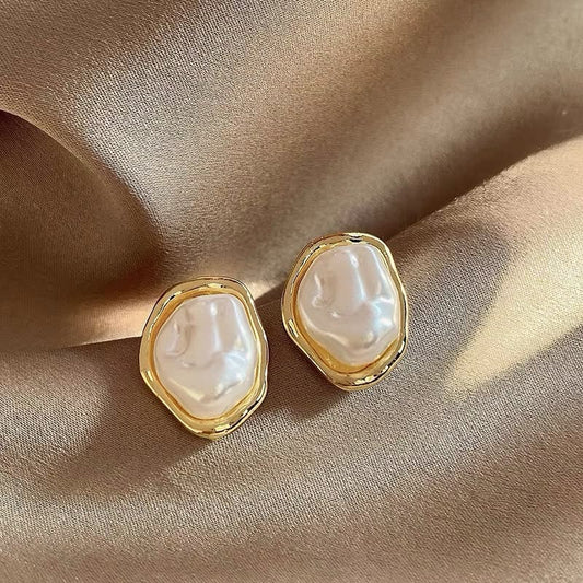 Siren Baroque Molten Studs