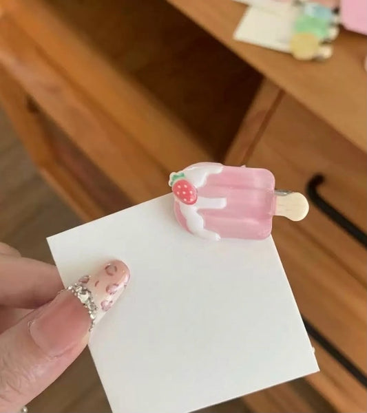 Strawberry Sundae Pop Clip
