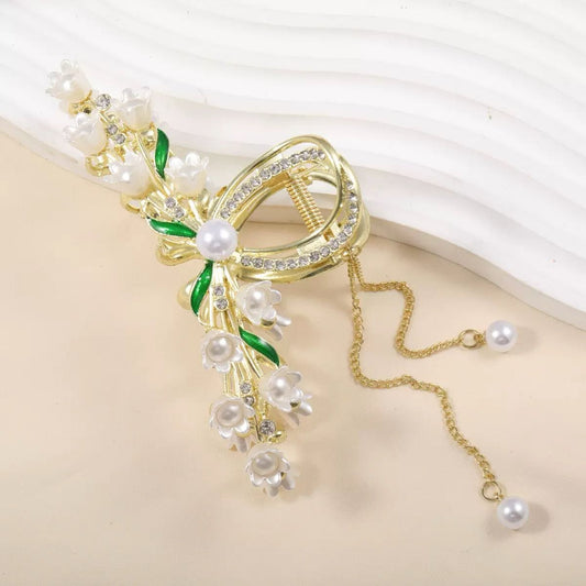 Lily of the Valley Cascade Claw