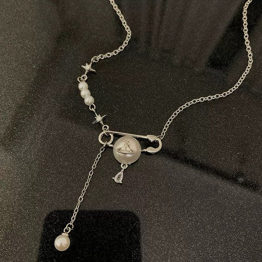 Pin n pearl! Necklace