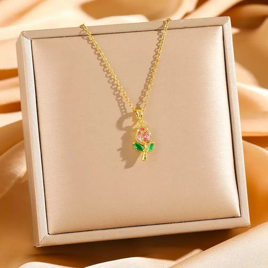 Pretty little tulip Necklace