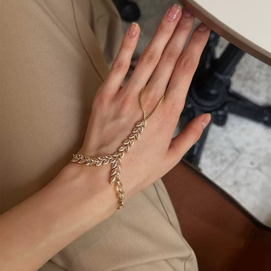 Red Carpet worthy!Rhinestone Hand Jewellery