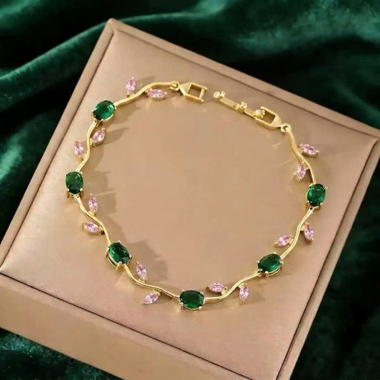 Tangled Muse Dreamy Green Bracelet