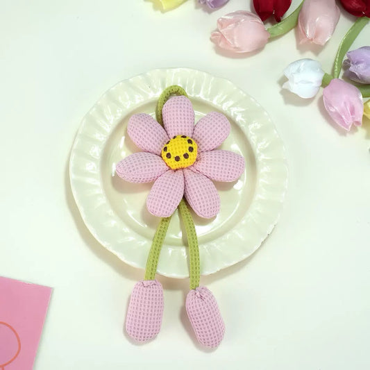 Daisy Dreamscape Hair Clip