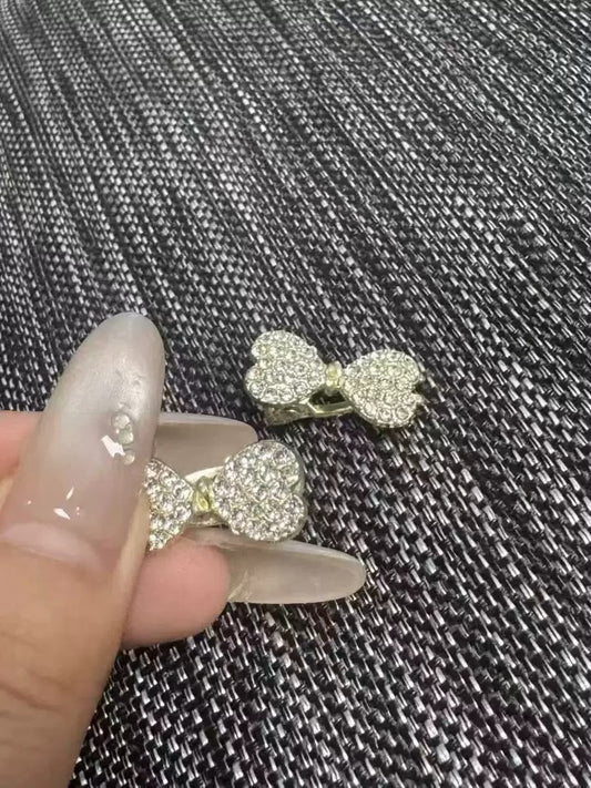 Twinkling Baby Bow Hair Clip (1 piece)
