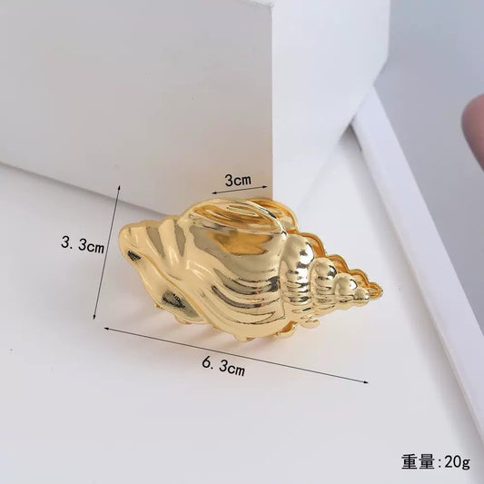Golden Coast Shell Claw Clip