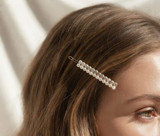 Party girl essential! Hair Clip (1 piece)