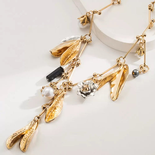 Dark Roman Pearl Necklace