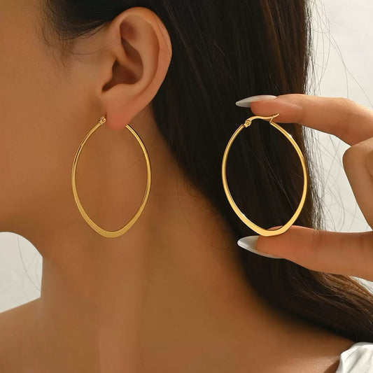 Wear it everywhere! Hoop Earrings
