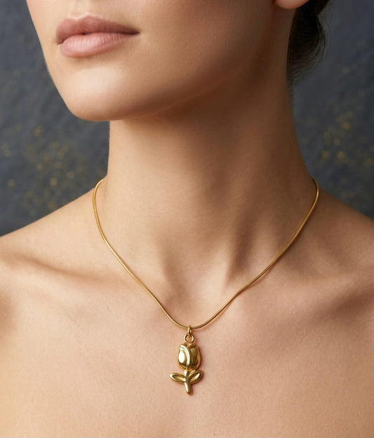 Dainty Tulip Treasure Gold Necklace