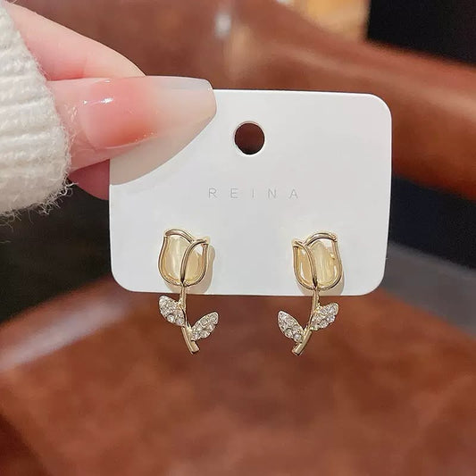 Pinterest Poise Tulip Earrings