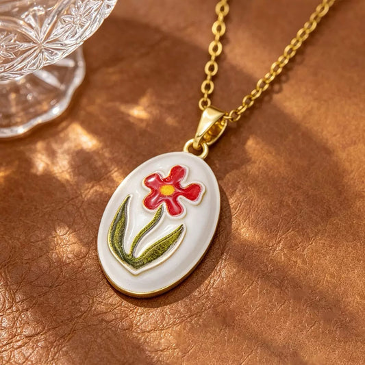 Atelier Red Irregular Flower Necklace
