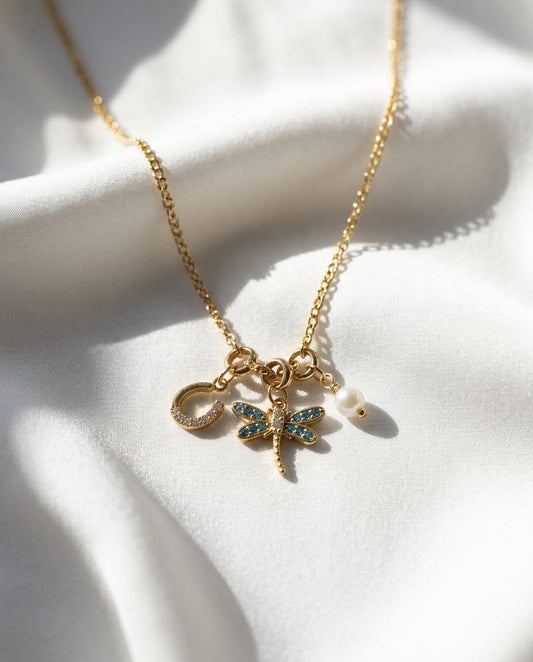 Azure-fly Pearl Necklace