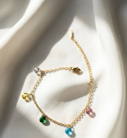 Multi-tinted Dainty Bracelet