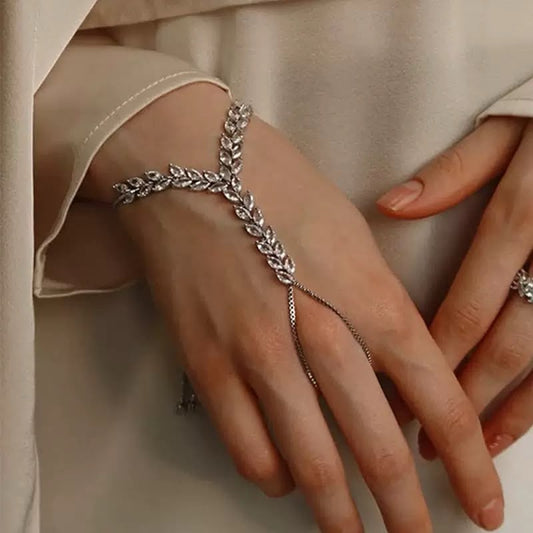Luminescence Rhinestone Hand Jewellery