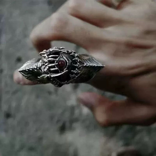 Monstrous Red Gaze Knuckle Ring