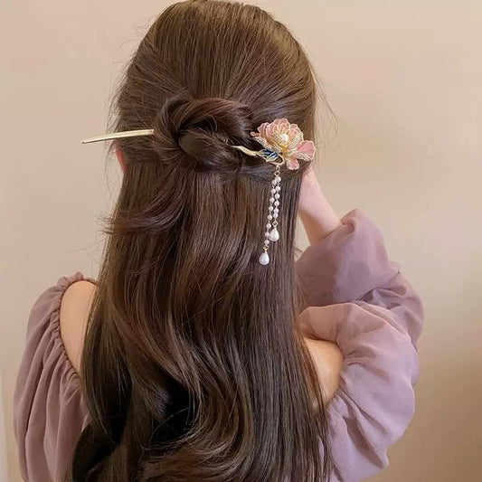Peony Bloom Bun Stick