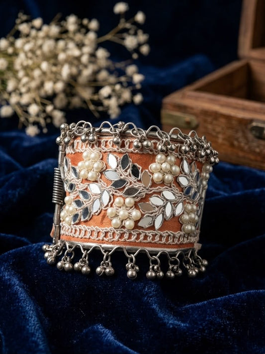 Boho Mirrorbloom Gungroo Cuff