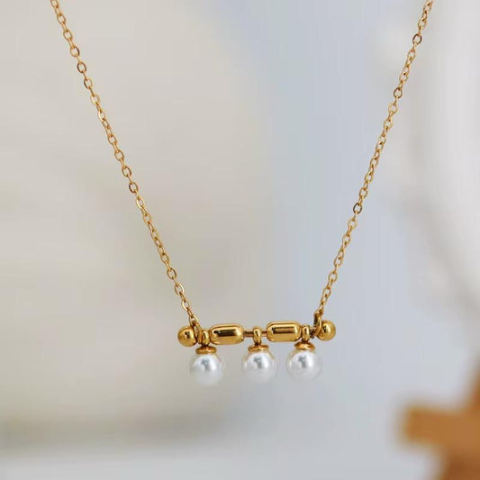 Aura Pearl & Gold Bar Necklace
