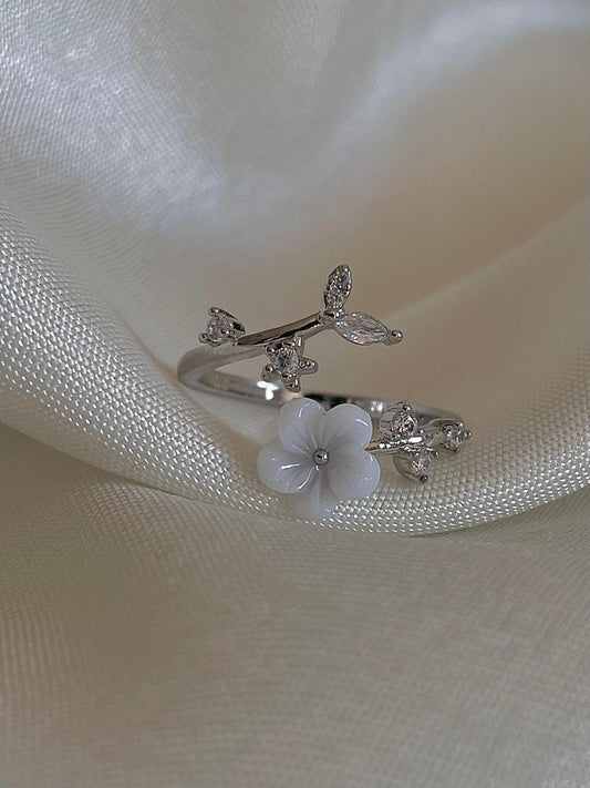 Fairytail Flower Ring