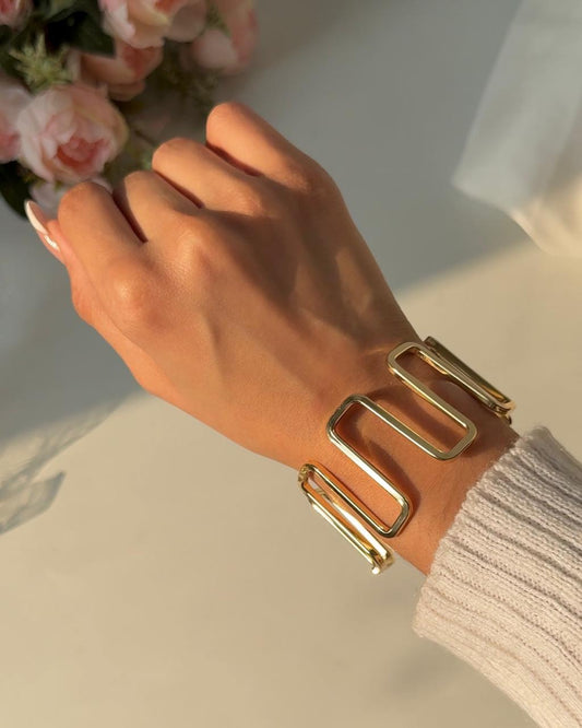 Cube Statement Handcuff