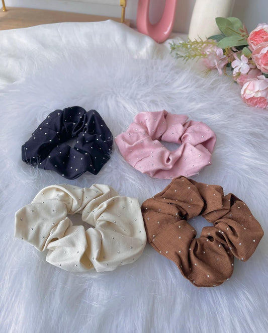 Scrunchie-holic Studded scrunchie