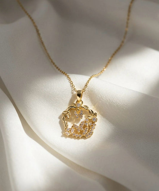 The Golden Fairytale Necklace