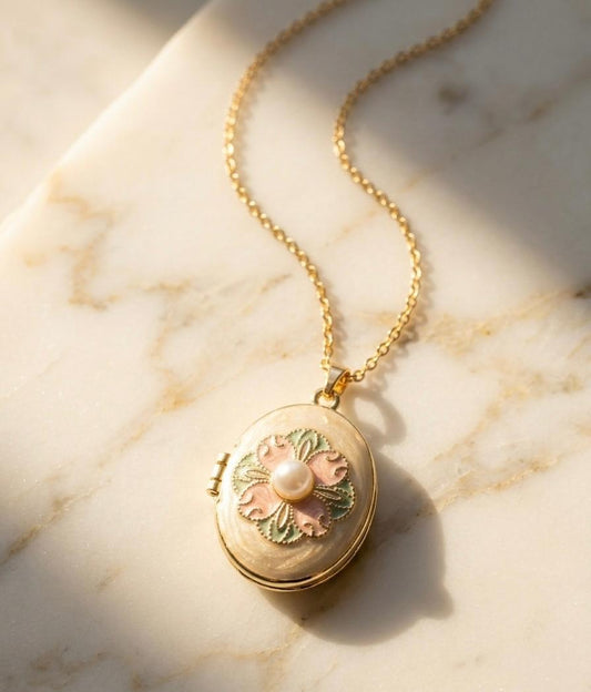 Vintage Romance Floral Necklace