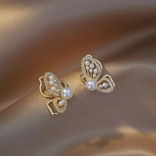 Gorgeous Pearl integrated Butterfly Earrings
