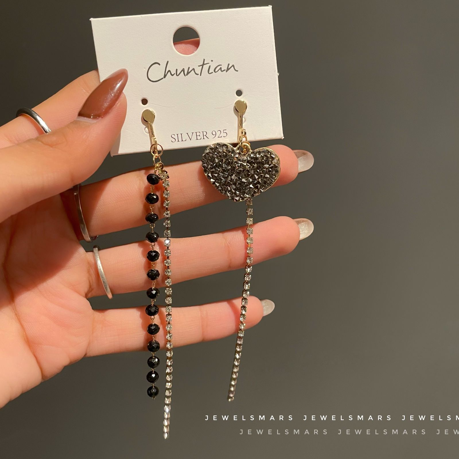 MISMATCH HEART DROP EARRINGS- clip ons – Jewelsmars