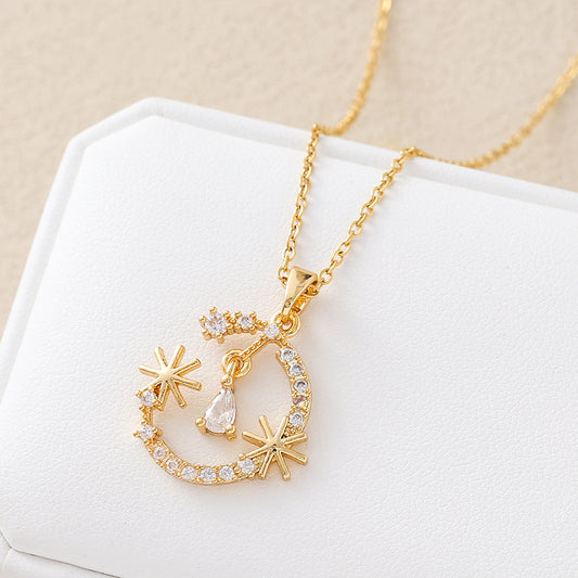 Dreamy Moon Necklace