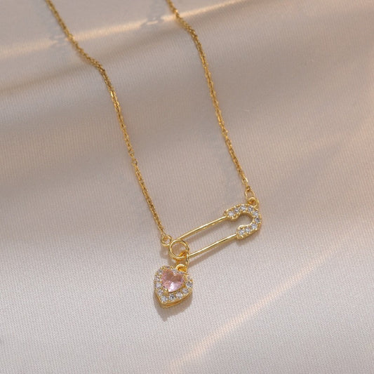 Dreamy Safety Pin Necklace- golden