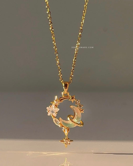 Dreamiest Moon Star Necklace - golden
