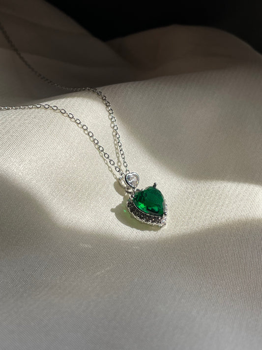 Dreamy Heart Solitaire Necklace