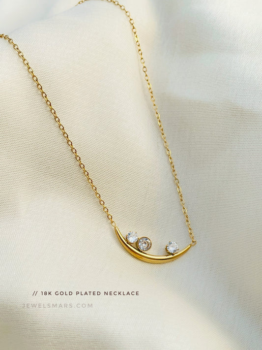 Moon Lover Necklace [18k gold plated]