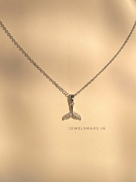 Minimal Mermaid Necklace