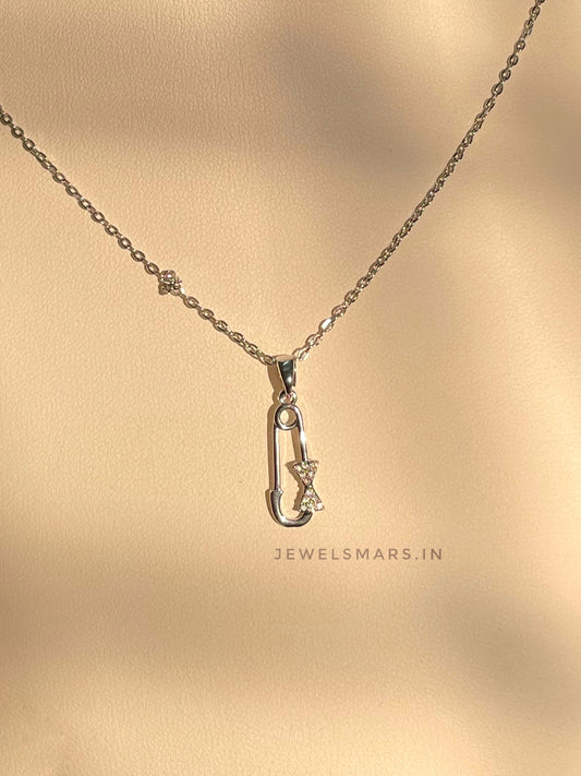 Princess Minimal Necklace