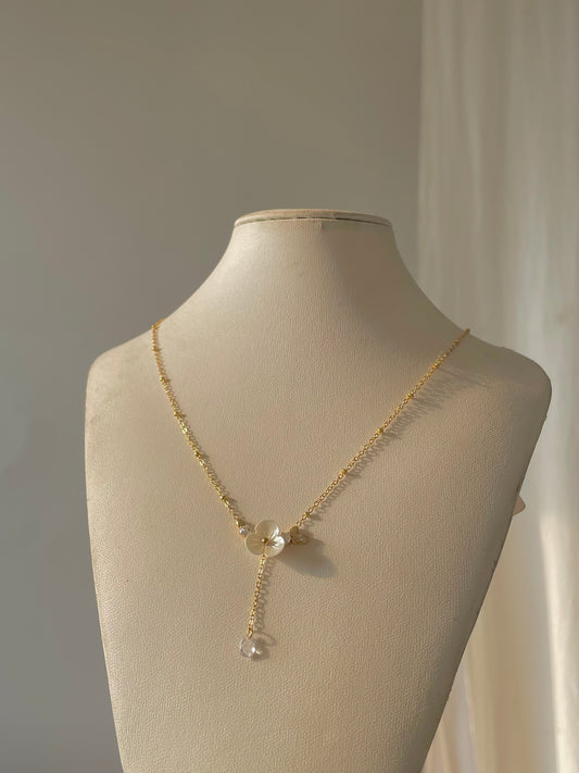 Feminine Dreamy Necklace [18k gold plated]