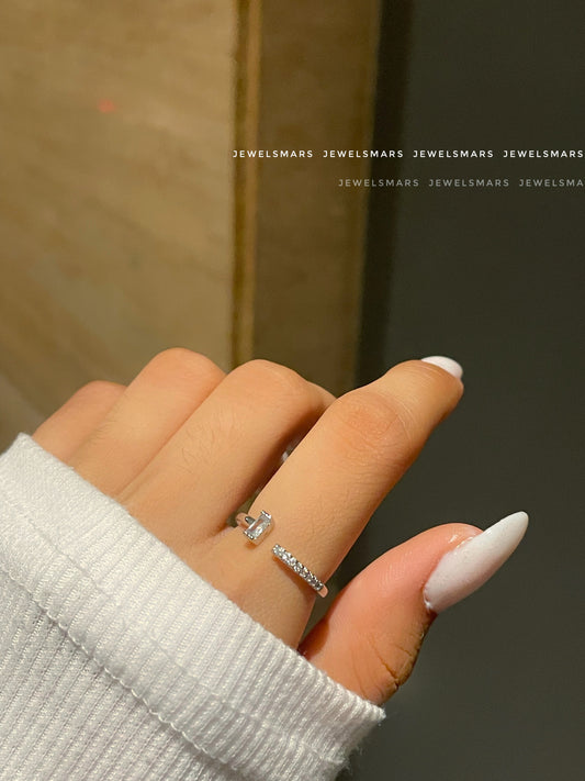 Minimal Nail Ring