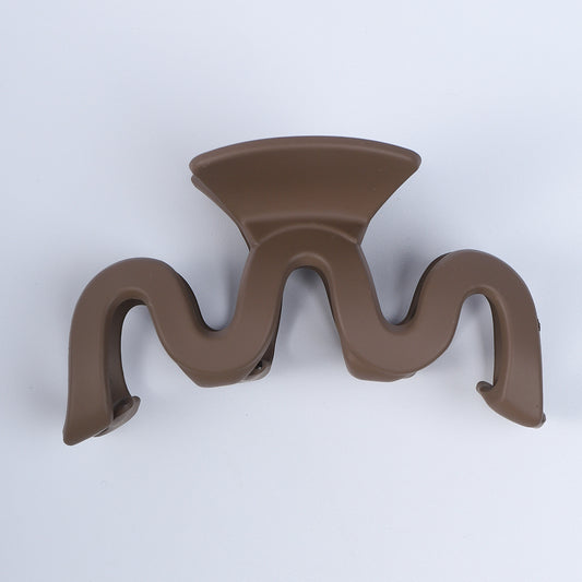 Wavy Hair Claw- brown