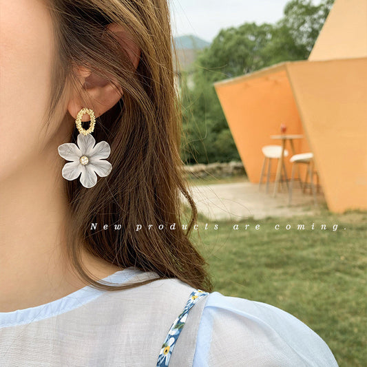 Daisy Flower Earrings