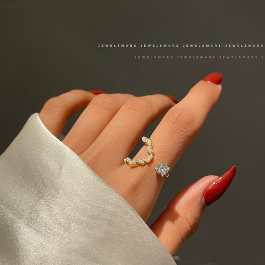 Pearl Statement Ring